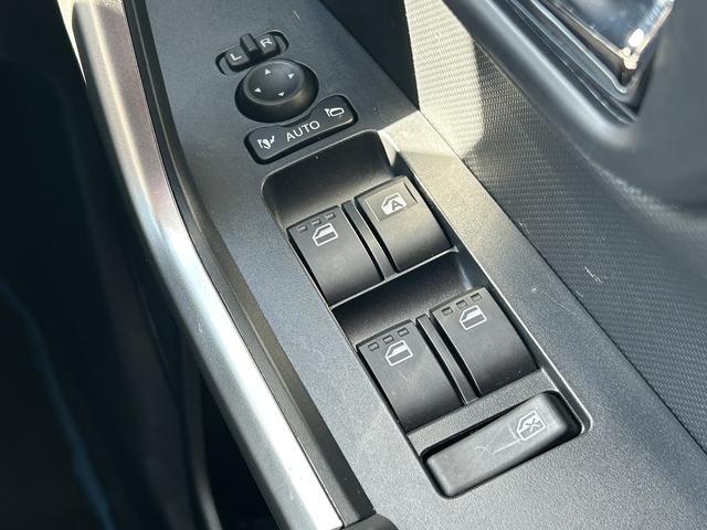 ロッキープレミアムＧ　ＨＥＶ　９インチナビ装備保証　新車保証・まごころ保証　１年間・走行距離無制限付き・９インチナビ・パノラマカメラ・ドラレコ・ＥＴＣ装備・ＬＥＤヘッドライト装備・スマートアシスト装備（東京都）の中古車
