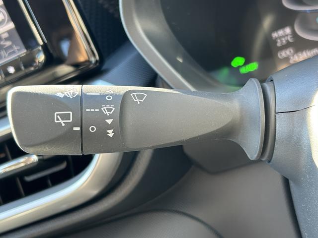 ロッキープレミアムＧ　ＨＥＶ　９インチナビ装備保証　新車保証・まごころ保証　１年間・走行距離無制限付き・９インチナビ・パノラマカメラ・ドラレコ・ＥＴＣ装備・ＬＥＤヘッドライト装備・スマートアシスト装備（東京都）の中古車