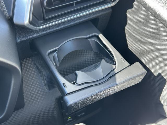 ロッキープレミアムＧ　ＨＥＶ　９インチナビ装備保証　新車保証・まごころ保証　１年間・走行距離無制限付き・９インチナビ・パノラマカメラ・ドラレコ・ＥＴＣ装備・ＬＥＤヘッドライト装備・スマートアシスト装備（東京都）の中古車