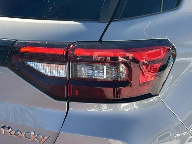 ロッキープレミアムＧ　ＨＥＶ　９インチナビ装備保証　新車保証・まごころ保証　１年間・走行距離無制限付き・９インチナビ・パノラマカメラ・ドラレコ・ＥＴＣ装備・ＬＥＤヘッドライト装備・スマートアシスト装備（東京都）の中古車