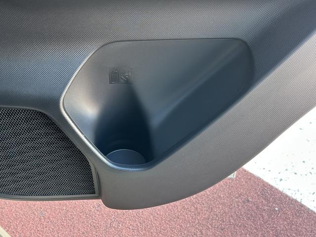 ロッキープレミアムＧ　ＨＥＶ　９インチナビ装備保証　新車保証・まごころ保証　１年間・走行距離無制限付き・９インチナビ・パノラマカメラ・ドラレコ・ＥＴＣ装備・ＬＥＤヘッドライト装備・スマートアシスト装備（東京都）の中古車