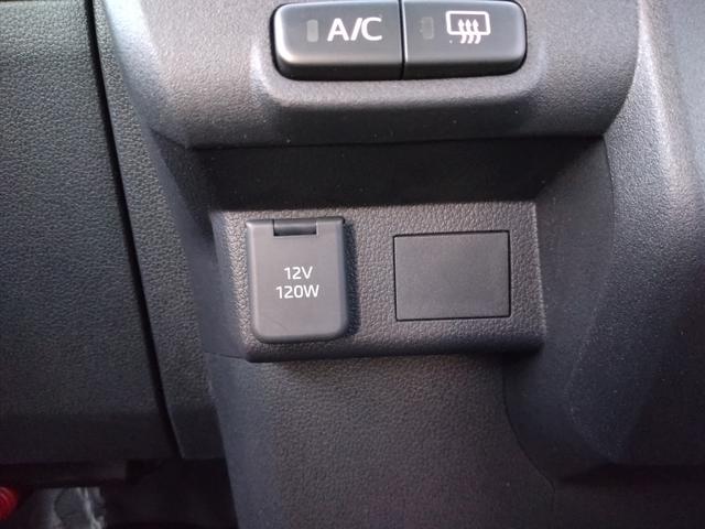 ハイゼットカーゴＤＸサポカーＳワイド適合　ラジオ　エアコン　アクセサリーソケット　コーナーセンサー　アイドリングストップ　光軸調整ダイヤル　横滑り防止機能　誤発進抑制機能　パワーウインドウ　キーレス（神奈川県）の中古車