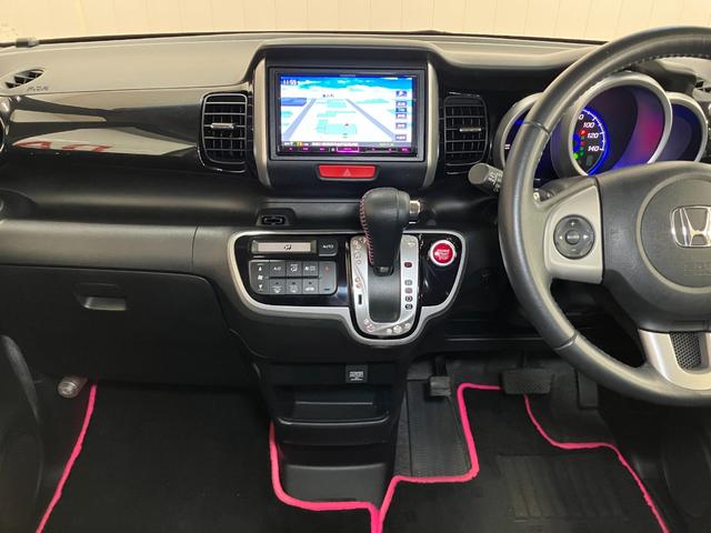 Ｎ−ＢＯＸカスタムＧ・ターボＡパッケージ衝突被害軽減ブレーキシステム　デイライト　両側オートスライドドア　Ｂカメラ　クルーズコントロール　ステアリングスイッチ　パドルシフト　Ｐスタート　ＥＴＣ　電動格納ミラー　キーフリー（神奈川県）の中古車