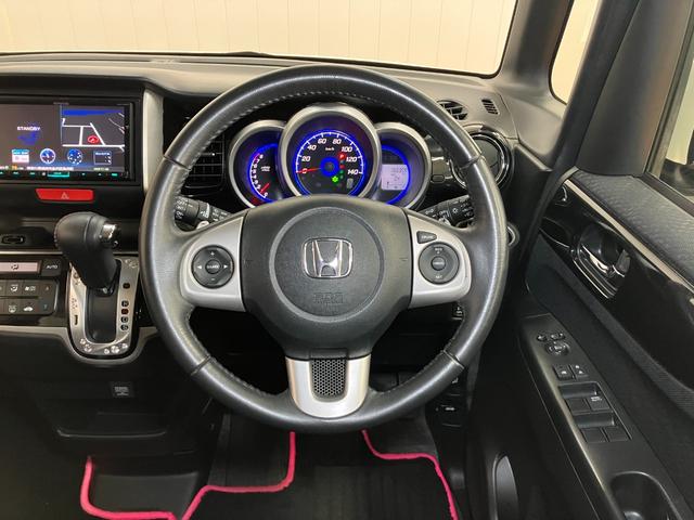 Ｎ−ＢＯＸカスタムＧ・ターボＡパッケージ衝突被害軽減ブレーキシステム　デイライト　両側オートスライドドア　Ｂカメラ　クルーズコントロール　ステアリングスイッチ　パドルシフト　Ｐスタート　ＥＴＣ　電動格納ミラー　キーフリー（神奈川県）の中古車