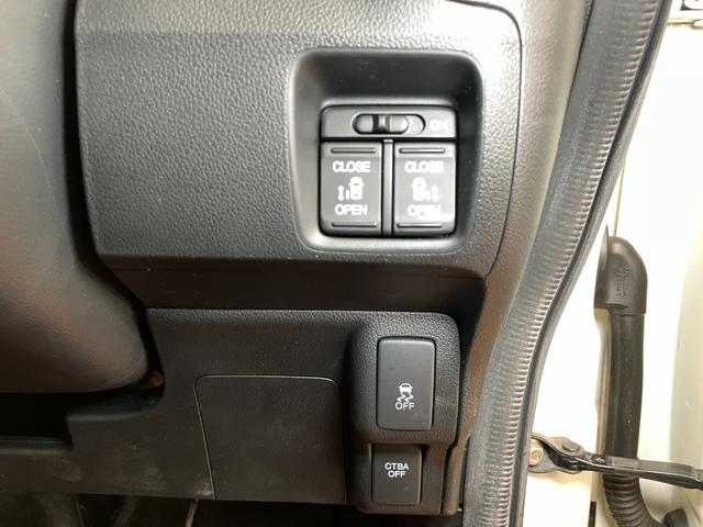 Ｎ−ＢＯＸカスタムＧ・ターボＡパッケージ衝突被害軽減ブレーキシステム　デイライト　両側オートスライドドア　Ｂカメラ　クルーズコントロール　ステアリングスイッチ　パドルシフト　Ｐスタート　ＥＴＣ　電動格納ミラー　キーフリー（神奈川県）の中古車