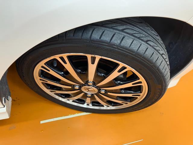 Ｎ−ＢＯＸカスタムＧ・ターボＡパッケージ衝突被害軽減ブレーキシステム　デイライト　両側オートスライドドア　Ｂカメラ　クルーズコントロール　ステアリングスイッチ　パドルシフト　Ｐスタート　ＥＴＣ　電動格納ミラー　キーフリー（神奈川県）の中古車