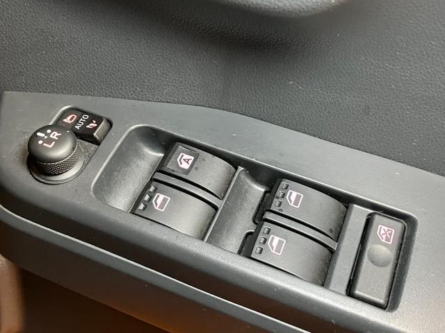 ウェイクＧターボ　レジャーエディションＳＡIIスマアシ　Ｂカメラ　両側オートスライドドア　ステアリングスイッチ　ＥＴＣ　アイドリングストップ　横滑り防止機能　誤発進抑制機能　ＵＳＢ接続端子　Ｐスタート　電動格納ミラー　キーフリー（神奈川県）の中古車