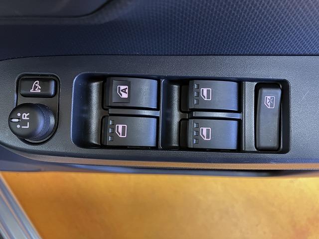 ミライースＸ　ＳＡIIIサポカーＳワイド適合　エアコン　Ｂカメラ　コーナーセンサー　光軸調整ダイヤル　オートハイビーム　アイドリングストップ　横滑り防止機能　誤発進抑制機能　電動格納ミラー　パワーウインドウ　キーレス（神奈川県）の中古車