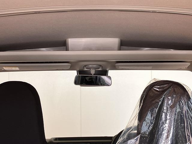 ハイゼットカーゴＤＸサポカーＳワイド適合　ラジオ　エアコン　アクセサリーソケット　コーナーセンサー　アイドリングストップ　光軸調整ダイヤル　横滑り防止機能　誤発進抑制機能　パワーウインドウ　キーレス（神奈川県）の中古車