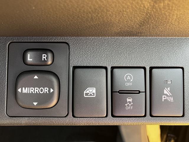 コペンセロ　届け出済み未使用車　オープンカーオープンカー　二人乗　アクティブトップ　シートヒーター　ステアリングスイッチ　Ｐスタート　アイドリングストップ　コーナーセンサー　スポーツシート　キーフリー（神奈川県）の中古車