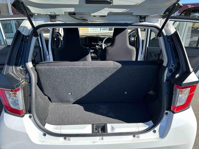 ミライースＬ　走行８６６２キロ　当店デモカーアップ　オプションカラー一年保証・走行距離無制限　助手席エアバック　純正カーペットマット　クリアランスソナー　オートライト　アイドリングストップ　オートハイビーム（埼玉県）の中古車