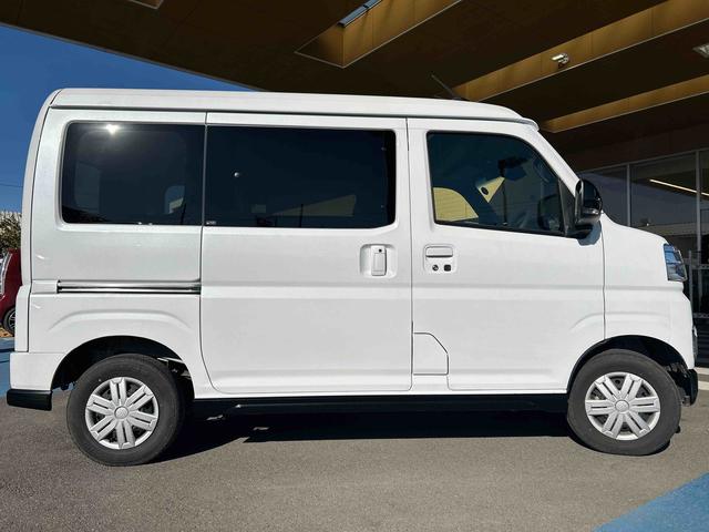 アトレーＲＳ　走行距離９７２６キロ　車検整備付　当店デモカーアップ衝突回避支援　キーフリー　プッシュボタンスタート　両側電動スライドドア　アダプティブクルーズコントロール　レーンキープコントロール　ターボ　純正カーペットマット（埼玉県）の中古車