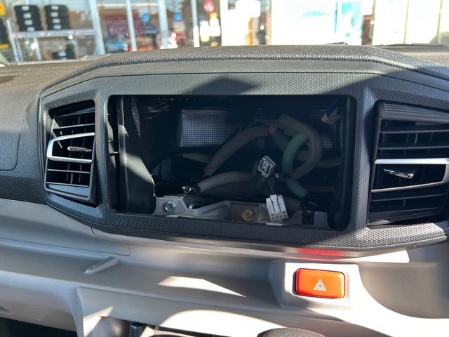 ミライースX リミテッドSAIII 走行6984キロ 当店デモカーUP一年保証・走行距離無制限 衝突回避助手席エアバック 純正カーペットマット クリアランスソナー オートマチックハイビーム オートライト LEDヘッドライト アイドリングストップ(埼玉県)の中古車