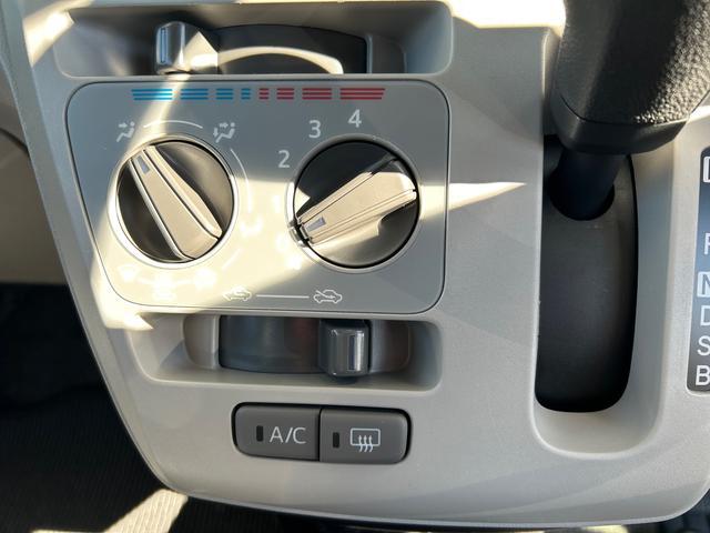 ミライースX リミテッドSAIII 走行6984キロ 当店デモカーUP一年保証・走行距離無制限 衝突回避助手席エアバック 純正カーペットマット クリアランスソナー オートマチックハイビーム オートライト LEDヘッドライト アイドリングストップ(埼玉県)の中古車