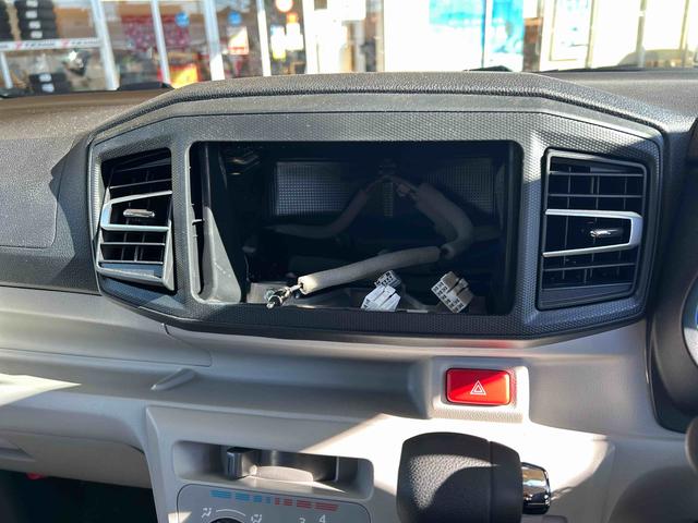 ミライースX リミテッドSAIII 走行6464キロ 当店デモカーUP一年保証・走行距離無制限 衝突回避支援 リヤワイパー 助手席エアバック 純正カーペットマット クリアランスソナー オートマチックハイビーム オートライト LEDヘッドライト アイドリングストップ(埼玉県)の中古車