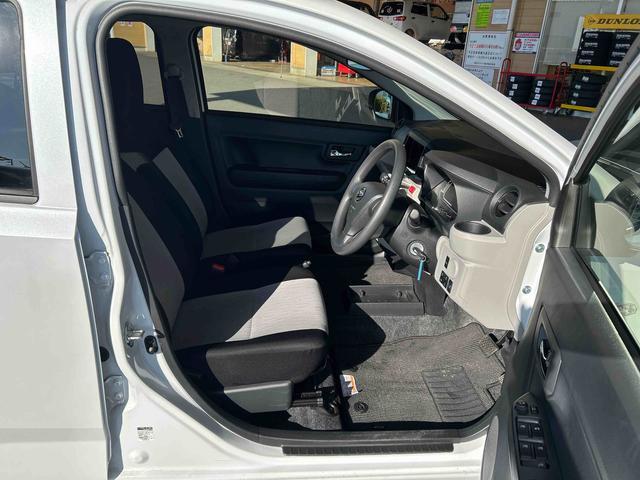 ミライースＸ　リミテッドＳＡIII　走行６４３１キロ　当店デモカーＵＰ一年保証・走行距離無制限　Ｒワイパー　衝突回避支援　助手席エアバック　純正カーペットマット　クリアランスソナー　オートマチックハイビーム　オートライト　ＬＥＤヘッドライト　アイドリングストップ（埼玉県）の中古車