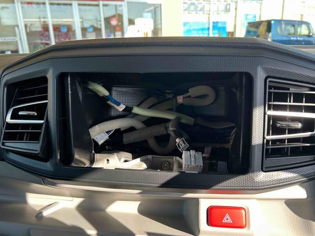 ミライースＸ　リミテッドＳＡIII　走行６４３１キロ　当店デモカーＵＰ一年保証・走行距離無制限　Ｒワイパー　衝突回避支援　助手席エアバック　純正カーペットマット　クリアランスソナー　オートマチックハイビーム　オートライト　ＬＥＤヘッドライト　アイドリングストップ（埼玉県）の中古車