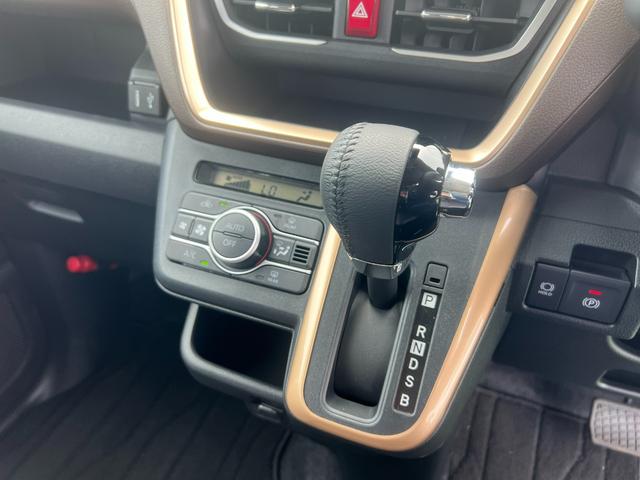 ムーヴＲＳ　走行２０６キロ／純正９インチディスプレイオーディオ１年保証距離無制限　走行距離２０６キロ　ディスプレイオーディオ　パノラマモニター　ブルートゥース　サイドエアバッグ　ＬＥＤヘッドランプ　アイドリングストップ　両側電動スライドドア（埼玉県）の中古車