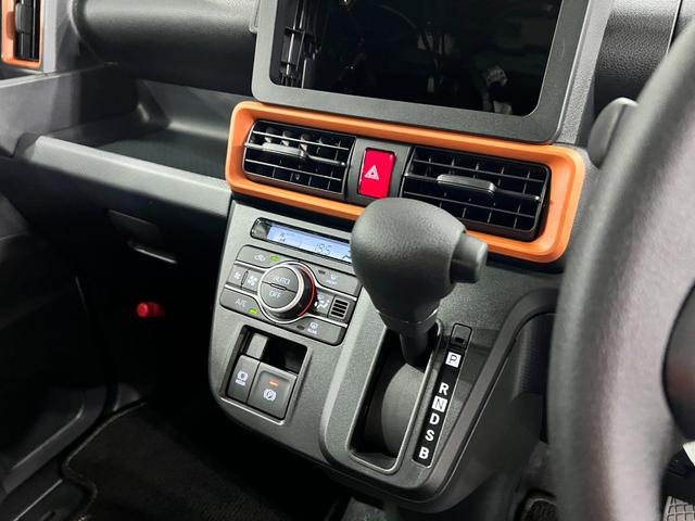 タントファンクロスリミテッド一年保証・走行距離無制限　走行８６０キロ　サイドエアバック　クリアランスソナー　オートマチックハイビーム　オートライト　ＬＥＤヘッドライト　ベンチシート　シートヒーター　両側電動スライドドア（埼玉県）の中古車