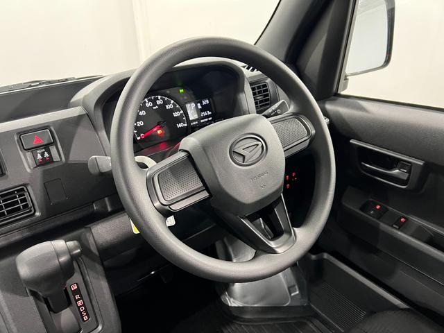 ハイゼットカーゴＤＸ　走行２５６３キロ／クリアランスソナー一年保証・走行距離無制限　走行３２７３キロ　助手席エアバック　オートライト　オートマチックハイビーム　クリアランスソナー　アイドリングストップ（埼玉県）の中古車