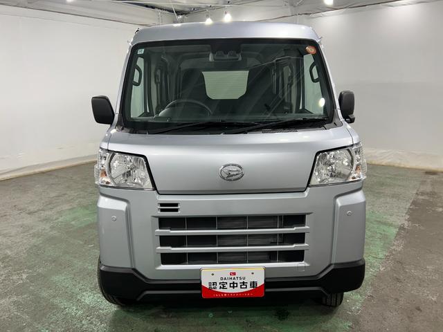 ハイゼットカーゴＤＸ　走行２５６３キロ／クリアランスソナー一年保証・走行距離無制限　走行３２７３キロ　助手席エアバック　オートライト　オートマチックハイビーム　クリアランスソナー　アイドリングストップ（埼玉県）の中古車