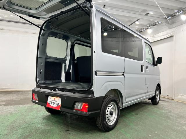 ハイゼットカーゴＤＸ　走行２５６３キロ／クリアランスソナー一年保証・走行距離無制限　走行３２７３キロ　助手席エアバック　オートライト　オートマチックハイビーム　クリアランスソナー　アイドリングストップ（埼玉県）の中古車