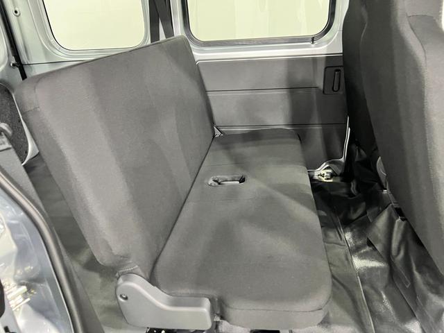 ハイゼットカーゴＤＸ　走行２５６３キロ／クリアランスソナー一年保証・走行距離無制限　走行３２７３キロ　助手席エアバック　オートライト　オートマチックハイビーム　クリアランスソナー　アイドリングストップ（埼玉県）の中古車