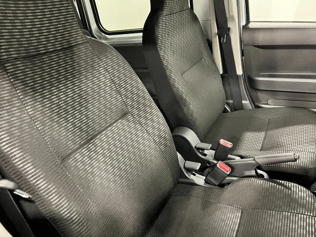 ハイゼットカーゴＤＸ　走行２５６３キロ／クリアランスソナー一年保証・走行距離無制限　走行３２７３キロ　助手席エアバック　オートライト　オートマチックハイビーム　クリアランスソナー　アイドリングストップ（埼玉県）の中古車