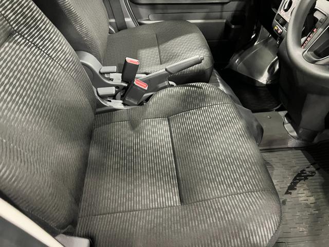 ハイゼットカーゴＤＸ　走行２５６３キロ／クリアランスソナー一年保証・走行距離無制限　走行３２７３キロ　助手席エアバック　オートライト　オートマチックハイビーム　クリアランスソナー　アイドリングストップ（埼玉県）の中古車