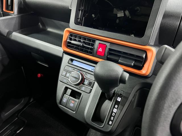 タントファンクロスリミテッド　走行９１９キロ／ＬＥＤヘッドライト一年保証・走行距離無制限　走行９１９キロ　サイドエアバック　クリアランスソナー　オートマチックハイビーム　オートライト　ＬＥＤヘッドライト　ベンチシート　シートヒーター　両側電動スライドドア（埼玉県）の中古車