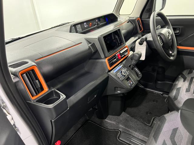 タントファンクロスリミテッド　走行９１９キロ／ＬＥＤヘッドライト一年保証・走行距離無制限　走行９１９キロ　サイドエアバック　クリアランスソナー　オートマチックハイビーム　オートライト　ＬＥＤヘッドライト　ベンチシート　シートヒーター　両側電動スライドドア（埼玉県）の中古車