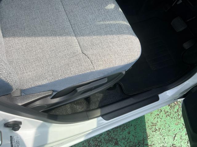 ムーヴキャンバスストライプスＸ　走行６１５キロ／シートヒーター／両側電動１年保証距離無制限　走行距離６１５キロ　サイドエアバッグ　ＬＥＤヘッドランプ　アイドリングストップ　シートヒーター　両側電動スライドドア　オート格納式ドアミラーキーフリー（埼玉県）の中古車