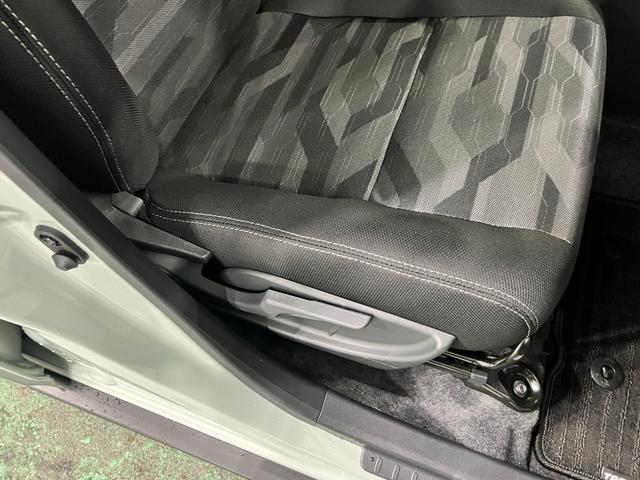 タフトＧ　ダーククロムベンチャー　走行１３７８キロ／オートライト保証１年間・距離無制限付き（埼玉県）の中古車