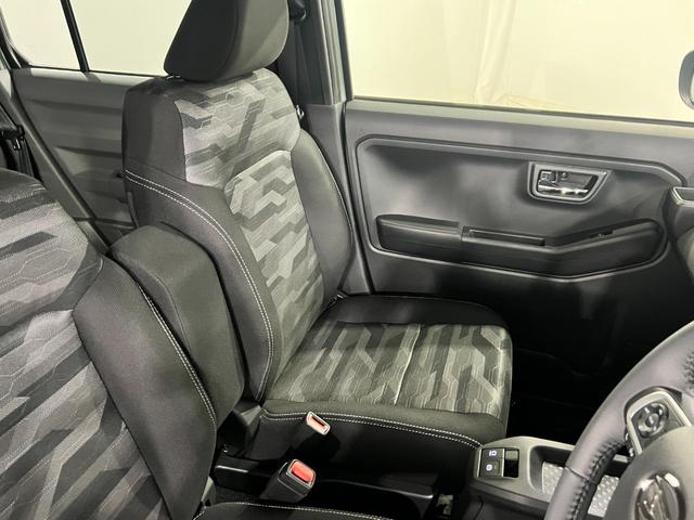 タフトＧ　ダーククロムベンチャー　走行１３７８キロ／オートライト保証１年間・距離無制限付き（埼玉県）の中古車