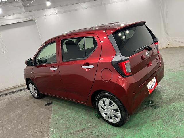 ミライースＸ　ＳＡIII　走行１６３５キロ／ＬＥＤヘッドライト一年保証・走行距離無制限　走行１６３５キロ　助手席エアバック　オートライト　オートマチックハイビーム　クリアランスソナー　アイドリングストップ（埼玉県）の中古車