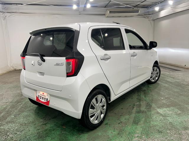 ミライースＸ　ＳＡIII　走行８８８キロ／ＬＥＤヘッドライト一年保証・走行距離無制限　走行８８８キロ　助手席エアバック　オートライト　オートマチックハイビーム　クリアランスソナー　アイドリングストップ（埼玉県）の中古車