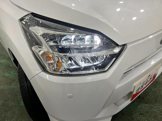 ミライースＸ　ＳＡIII　走行８８８キロ／ＬＥＤヘッドライト一年保証・走行距離無制限　走行８８８キロ　助手席エアバック　オートライト　オートマチックハイビーム　クリアランスソナー　アイドリングストップ（埼玉県）の中古車