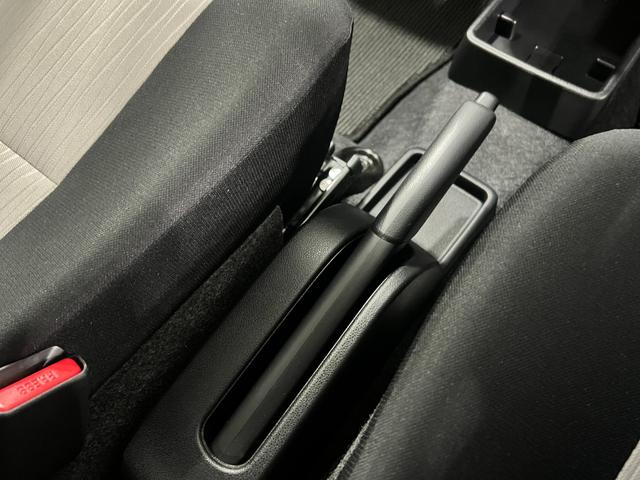 ミライースＸ　ＳＡIII　走行８８８キロ／ＬＥＤヘッドライト一年保証・走行距離無制限　走行８８８キロ　助手席エアバック　オートライト　オートマチックハイビーム　クリアランスソナー　アイドリングストップ（埼玉県）の中古車