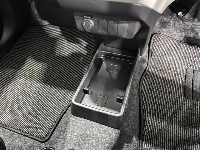 ミライースＸ　ＳＡIII　走行８８８キロ／ＬＥＤヘッドライト一年保証・走行距離無制限　走行８８８キロ　助手席エアバック　オートライト　オートマチックハイビーム　クリアランスソナー　アイドリングストップ（埼玉県）の中古車