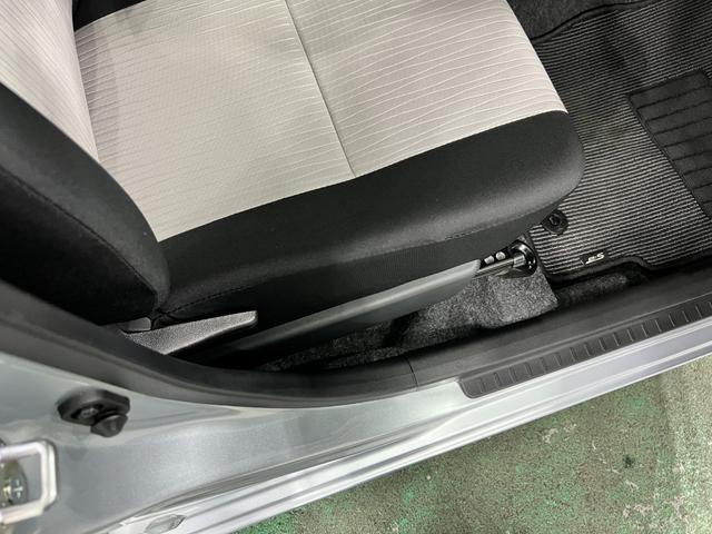 ミライースＸ　ＳＡIII　走行１４９３キロ／ＬＥＤヘッドライト一年保証・走行距離無制限　走行１４９３キロ　助手席エアバック　オートライト　オートマチックハイビーム　クリアランスソナー　アイドリングストップ（埼玉県）の中古車