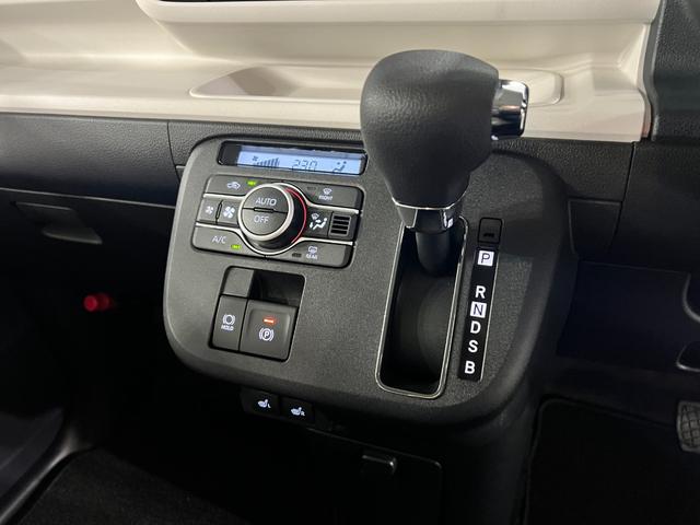 ムーヴキャンバスストライプスG 走行195キロ/9インチDA/バックカメラ1年保証距離無制限 走行距離195キロ ディスプレイオーディオ バックカメラ 純正マット サイドエアバッグ LEDヘッドランプ アイドリングストップ シートヒーター 両側電動スライドドア(埼玉県)の中古車
