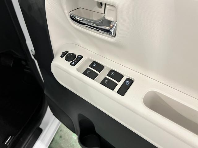 ムーヴキャンバスストライプスG 走行195キロ/9インチDA/バックカメラ1年保証距離無制限 走行距離195キロ ディスプレイオーディオ バックカメラ 純正マット サイドエアバッグ LEDヘッドランプ アイドリングストップ シートヒーター 両側電動スライドドア(埼玉県)の中古車