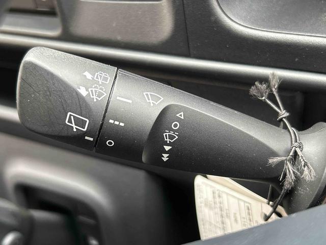 ハイゼットカーゴＤＸ　７インチメモリーナビ　バックカメラ　ＥＴＣ車載器保証１年間距離無制限付き　オーバーヘッドシェルフ　前席パワーウインドウ　アイドリングストップ　キーレスエントリー　純正ナビゲーション　ＥＴＣ車載器　リヤベンチシート（東京都）の中古車