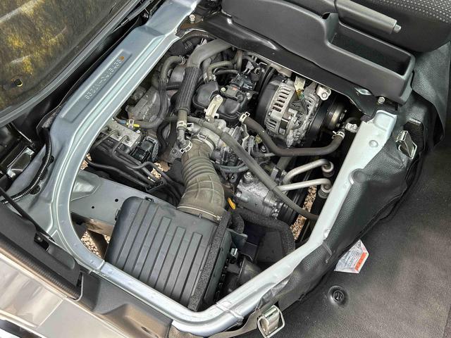 ハイゼットカーゴＤＸ　７インチメモリーナビ　バックカメラ　ＥＴＣ車載器保証１年間距離無制限付き　オーバーヘッドシェルフ　前席パワーウインドウ　アイドリングストップ　キーレスエントリー　純正ナビゲーション　ＥＴＣ車載器　リヤベンチシート（東京都）の中古車