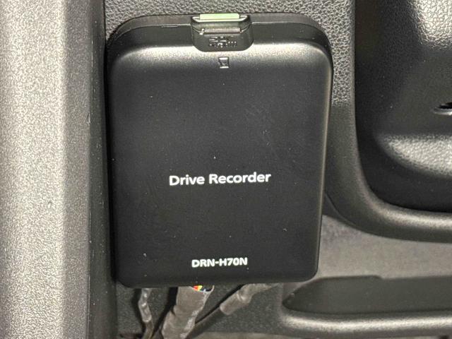 ハイゼットカーゴクルーズＳＡIII　７インチナビ　ＥＴＣ車載器保証　新車保証・まごころ保証　１年間・走行距離無制限付き　７インチナビ　ＥＴＣ車載器　キーレスエントリー　アイドリングストップ　ＬＥＤヘッドランプ　リヤ分割シート（東京都）の中古車
