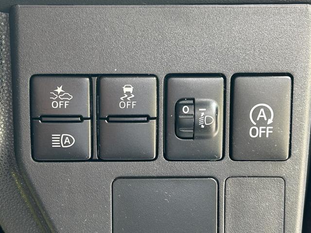 ハイゼットカーゴデラックス　純正７インチナビ　リヤベンチシート保証　新車保証・まごころ保証　１年間・走行距離無制限付き　純正７インチナビ　Ｂｌｕｅｔｏｏｔｈ接続　リヤベンチシート　前席パワーウインドウ　リヤソナーセンサー　マニュアルエアコン（東京都）の中古車
