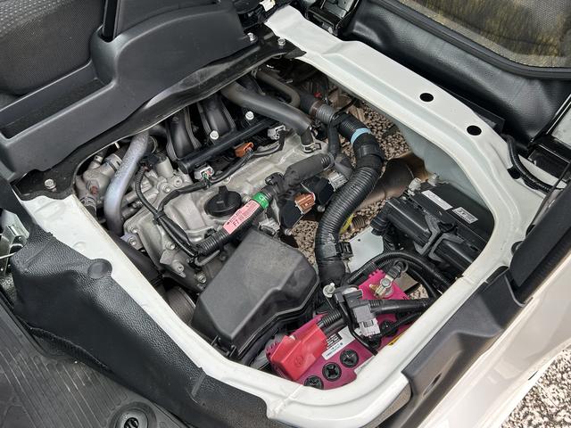 ハイゼットカーゴデラックス　純正７インチナビ　リヤベンチシート保証　新車保証・まごころ保証　１年間・走行距離無制限付き　純正７インチナビ　Ｂｌｕｅｔｏｏｔｈ接続　リヤベンチシート　前席パワーウインドウ　リヤソナーセンサー　マニュアルエアコン（東京都）の中古車