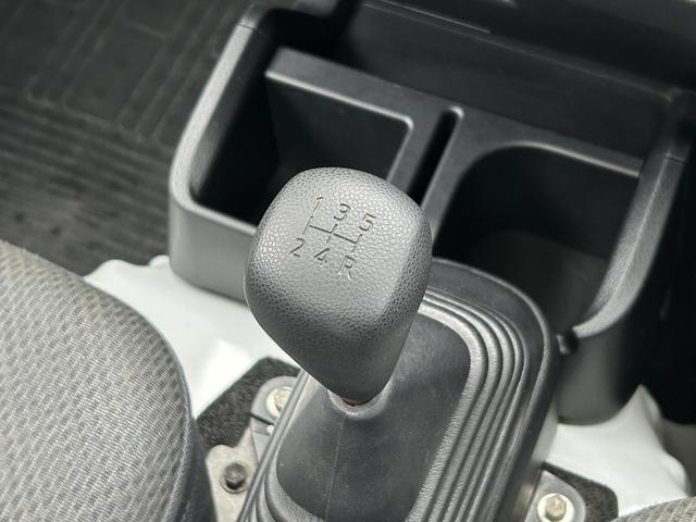 ハイゼットトラックスタンダード　４ＷＤ　５速マニュアル車まごころ保証　１年間・走行距離無制限付き　４ＷＤ　５速マニュアル車　マニュアルエアコン　パワーステアリング　１２ｖアクセサリーソケット（東京都）の中古車