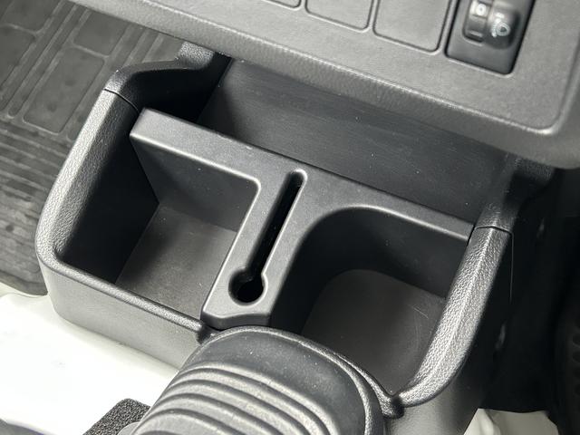 ハイゼットトラックスタンダード　４ＷＤ　５速マニュアル車まごころ保証　１年間・走行距離無制限付き　４ＷＤ　５速マニュアル車　マニュアルエアコン　パワーステアリング　１２ｖアクセサリーソケット（東京都）の中古車