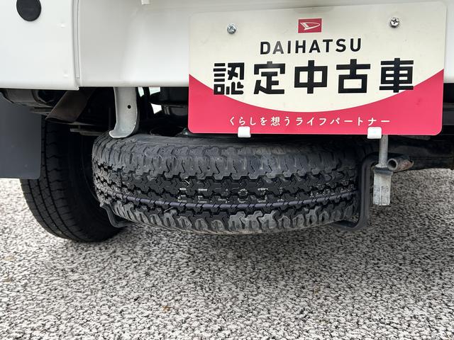 ハイゼットトラックスタンダード　４ＷＤ　５速マニュアル車まごころ保証　１年間・走行距離無制限付き　４ＷＤ　５速マニュアル車　マニュアルエアコン　パワーステアリング　１２ｖアクセサリーソケット（東京都）の中古車